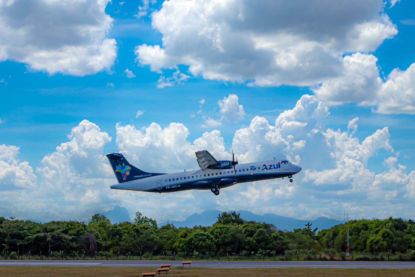 Azul tem passagens aéreas de Macaé para São Paulo a partir de R$ 188,15