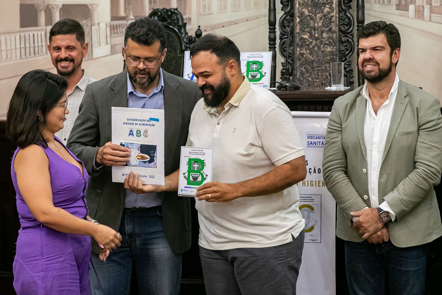 Selo ABC: estabelecimentos recebem certificado de qualidade da higiene