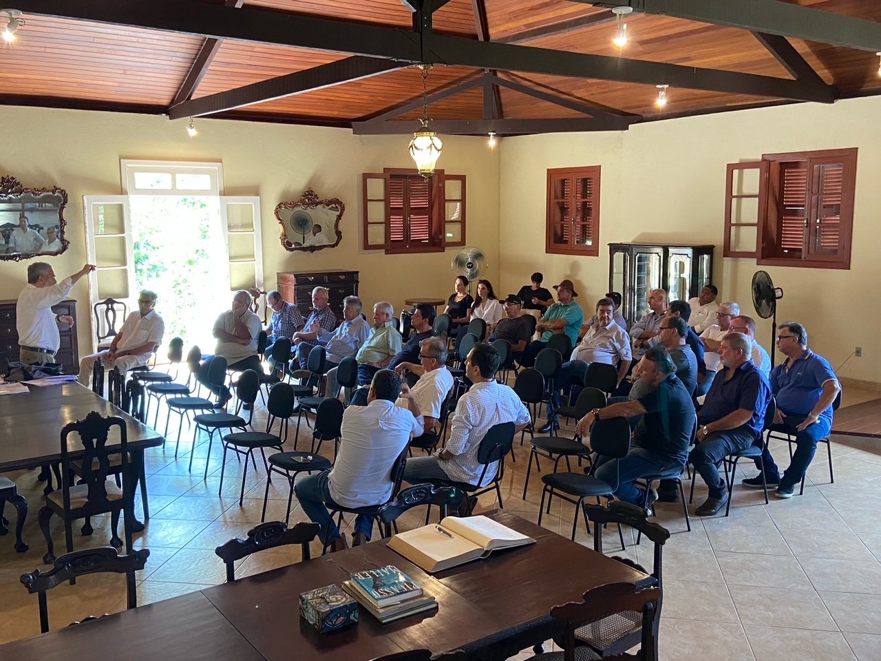 Macaé sedia encontro regional de produtores rurais