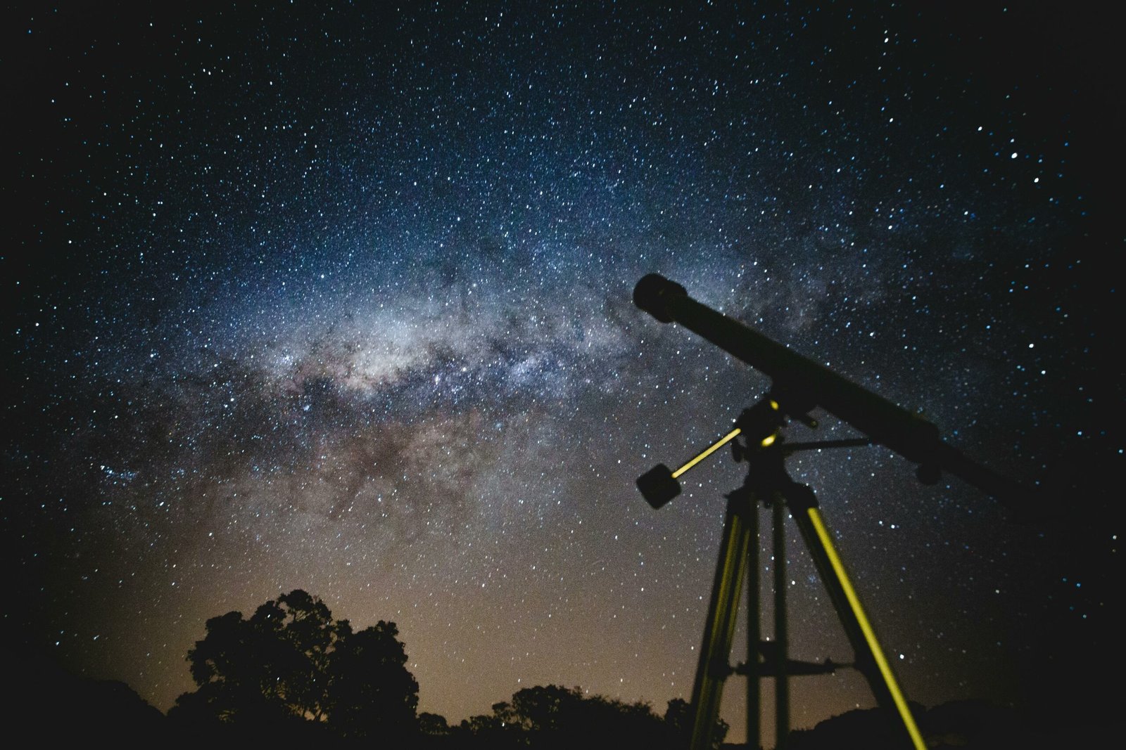 Descubra os Mistérios do Universo: Cursos de Astronomia Gratuitos em Macaé