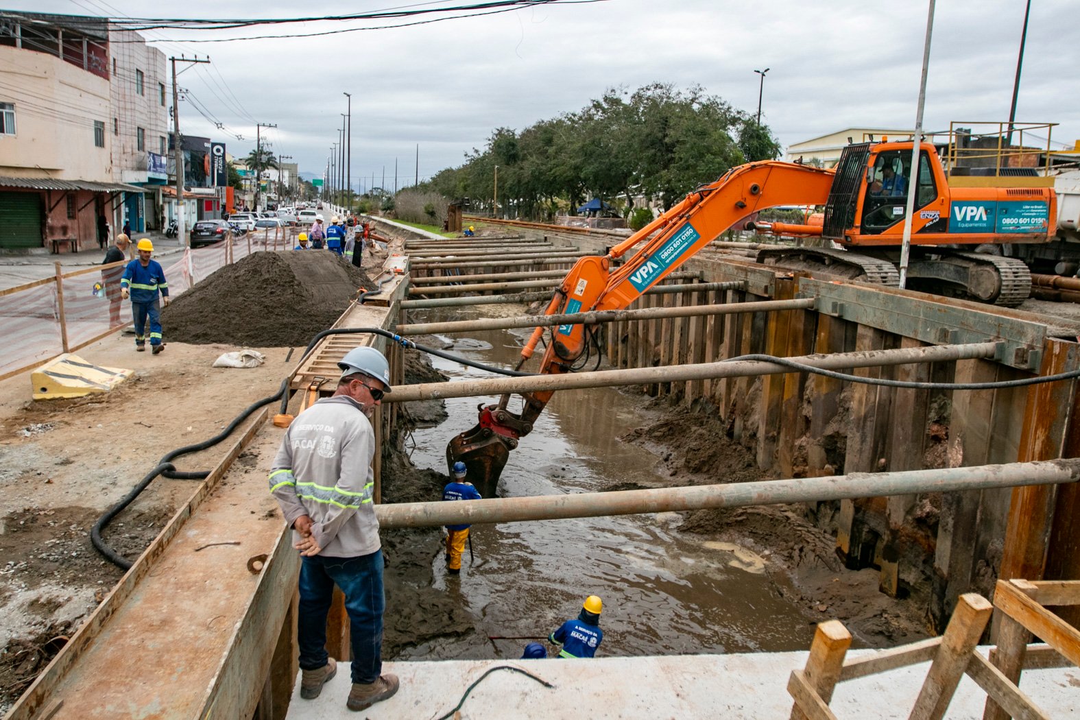 Prefeitura de Macaé entrega obras de macrodrenagem e escola nesta última semana do ano